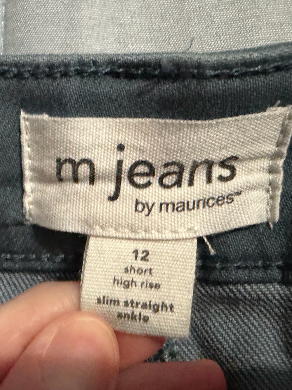 Maurices Cropped Pants - Picture 3 of 6